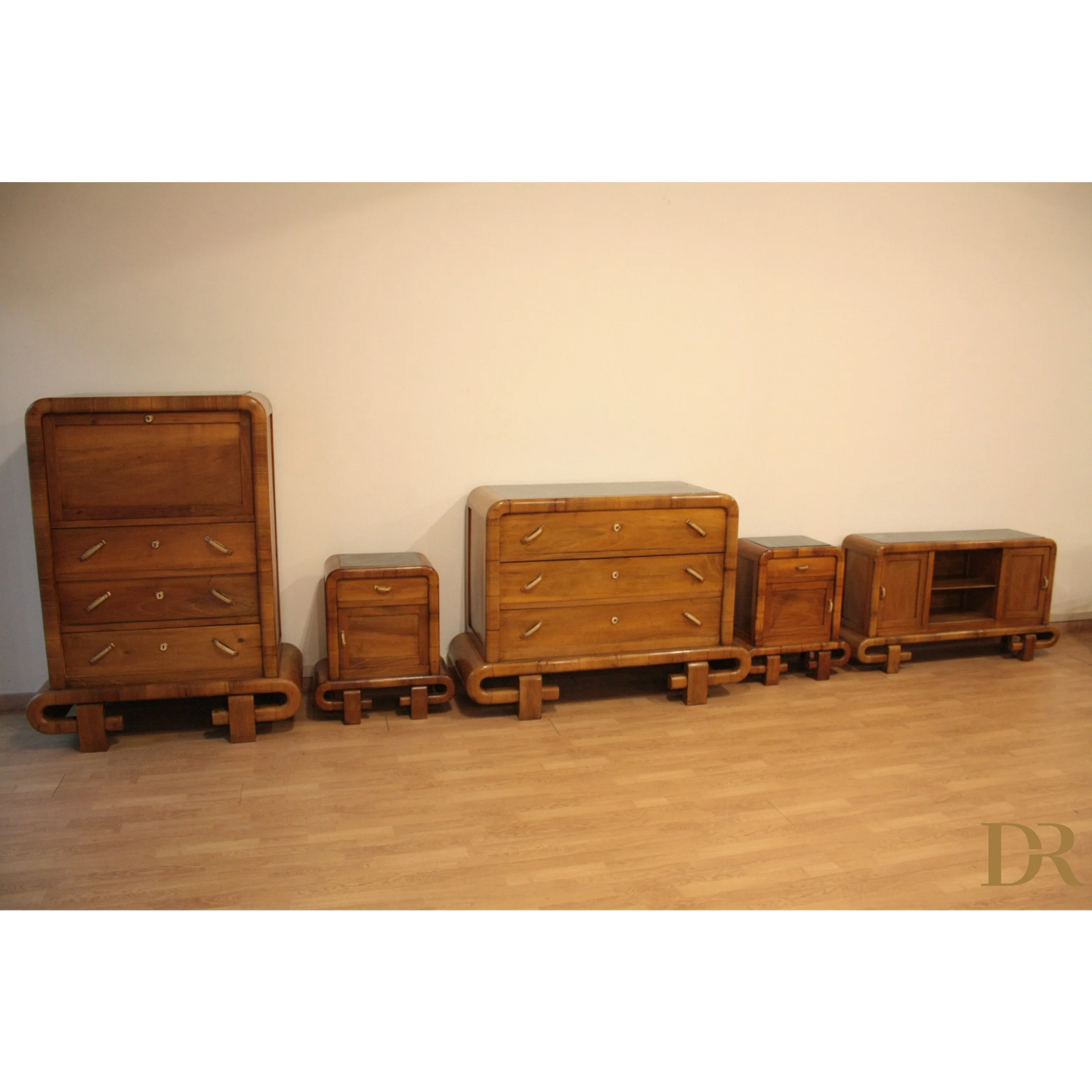 Camera da letto in noce Art Decò anni 50, antiquariato modernariato vintage Italia