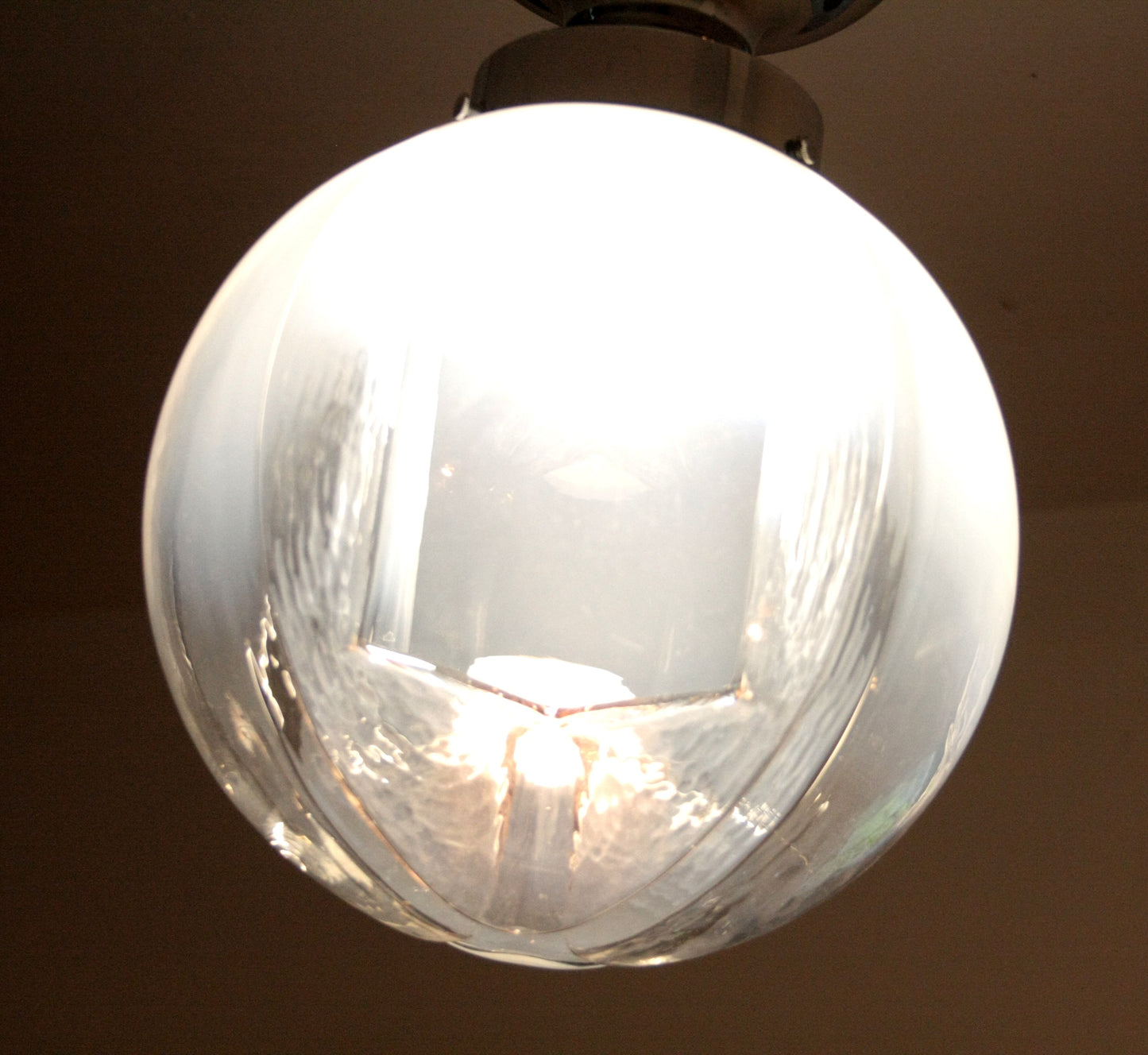 Lampada da soffitto cromata con vetro soffiato, Italia anni 60, design vintage