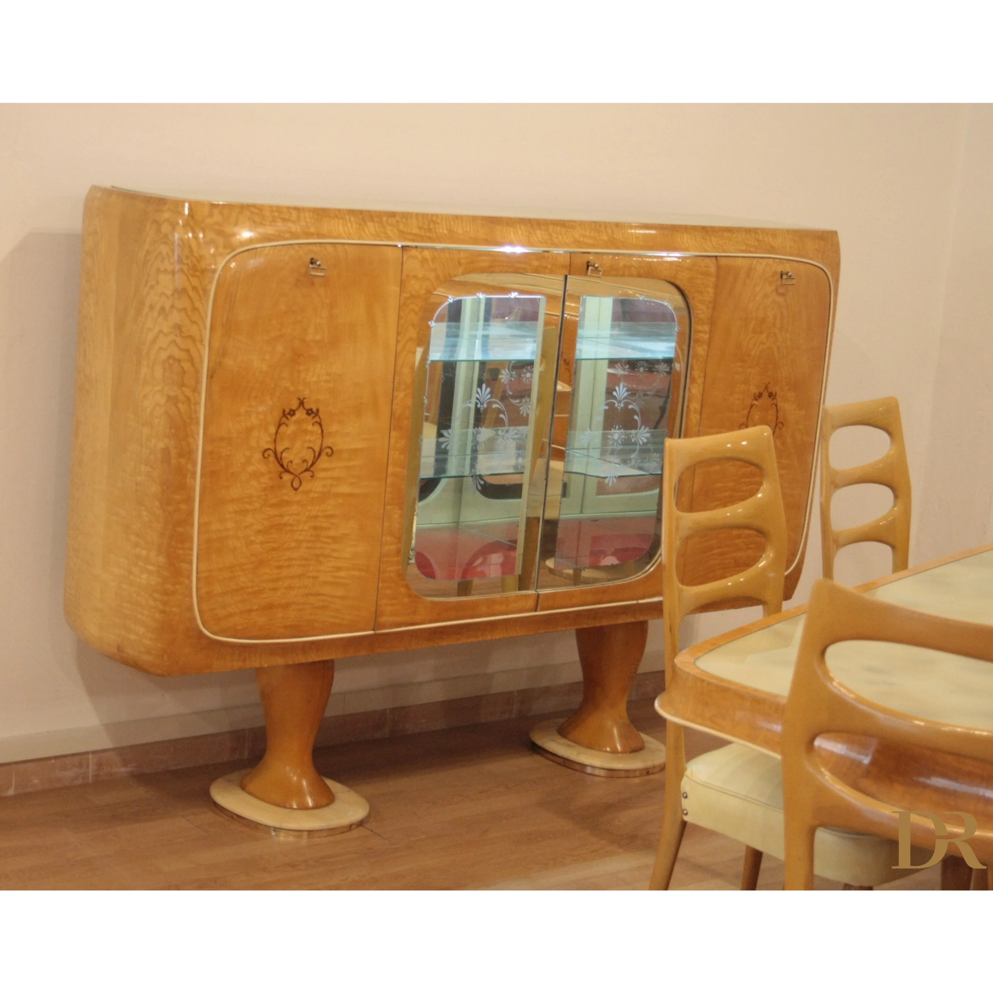 Mobile bar credenza in stile Art Deco di Vittorio Dassi con ante in vetro