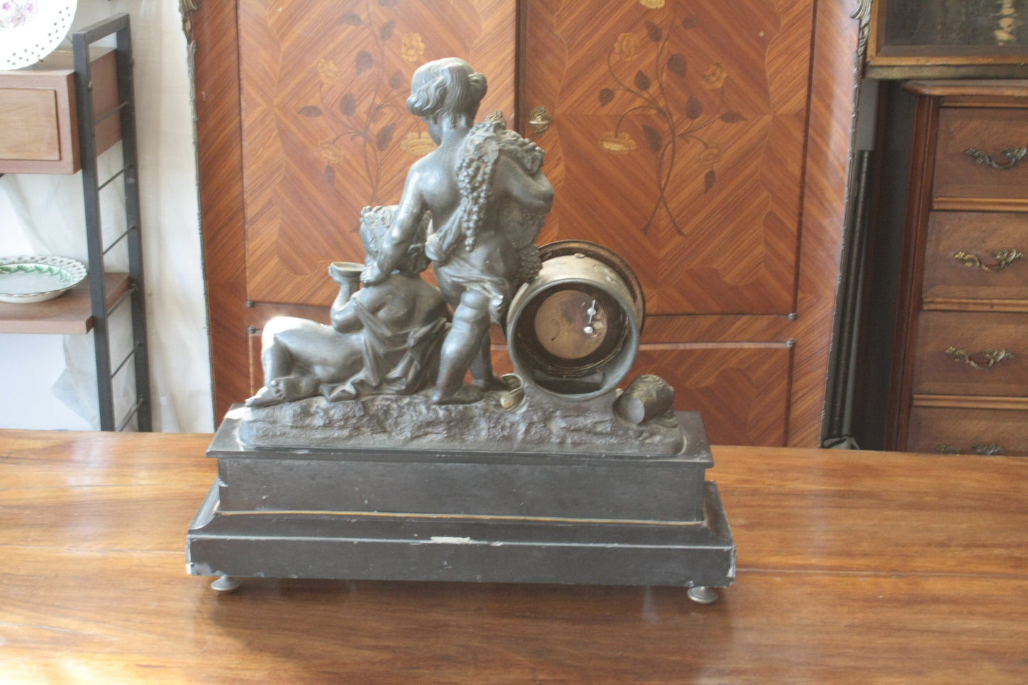 Orologio Napoleone III in bronzo e marmo, stile XIX secolo, casa elegante