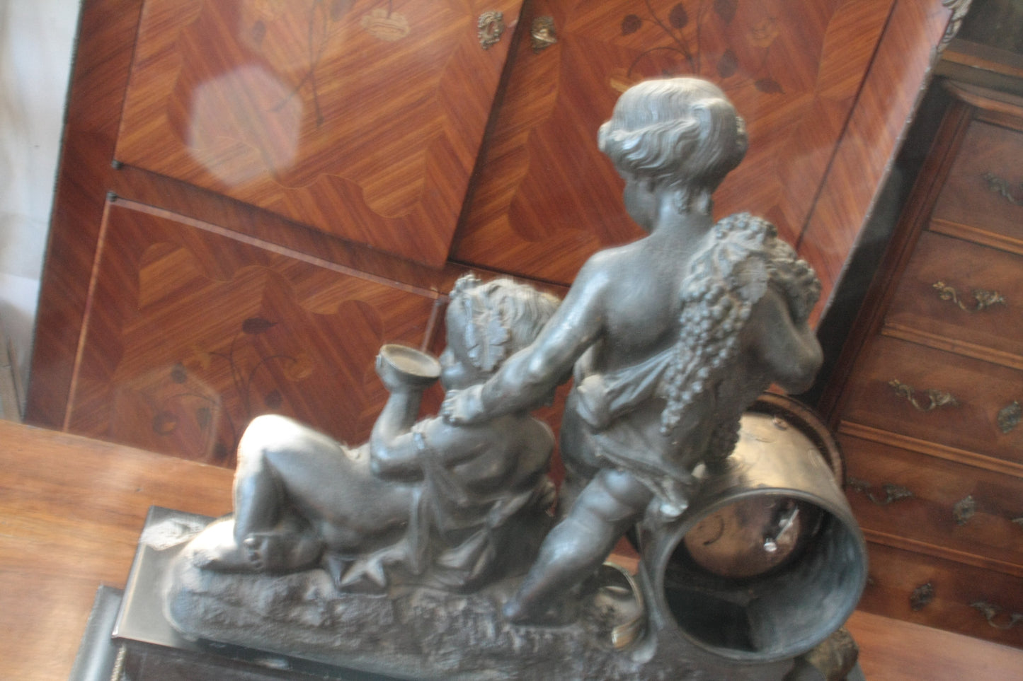 Orologio Napoleone III in bronzo e marmo del XIX secolo, casa francese