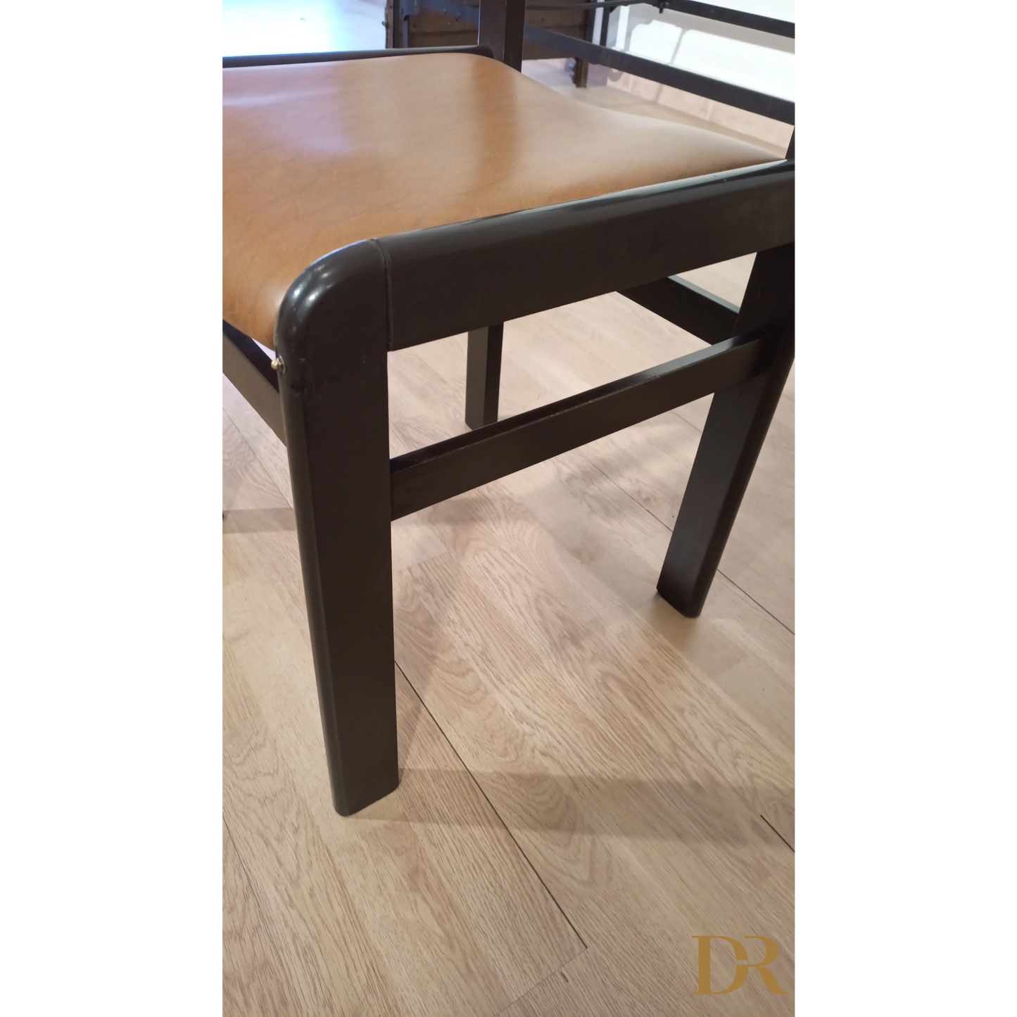 Sedia da pranzo vintage in legno scuro con sedile imbottito beige, set di 6