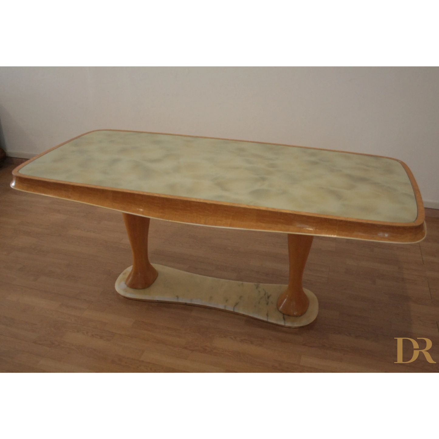 Tavolo da pranzo Mid-Century Moderno vittorio dassi con piano in marmo e gambe curve