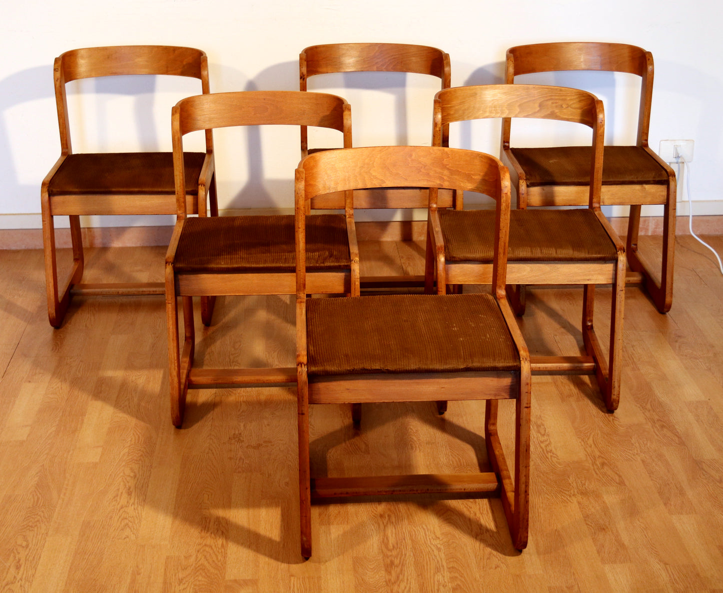 Set di 6 sedie Willy Rizzo per Mario Sabot, velluto marrone, anni '70