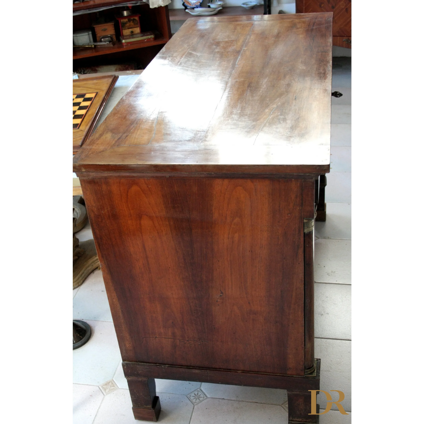 Comò impero napoletano vintage in legno scuro, perfetto per la casa e il design