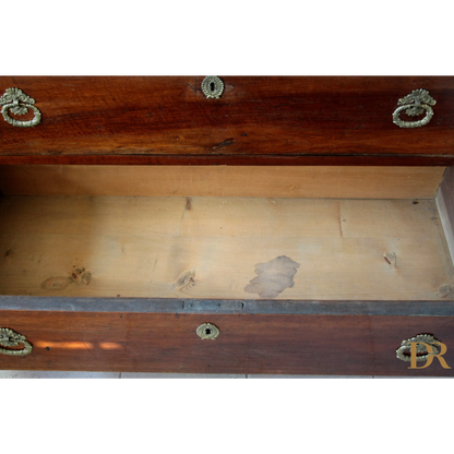 Cassetto vuoto in legno vintage con hardware in ottone, perfetto per casa e design