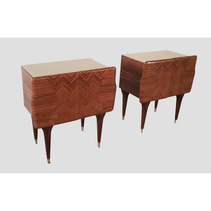 Comodini in varie essenze Anni '50 Mid Century Design Nightstand bedside table Dario Raia Antiquariato Modernariato Vintage anni 50 anni 60 anni 70 Comodini moderni Comodino Comodino a credenza Comodino Art Déco Comodino in legno Comodino in noce Comodino intarsiato Comodino mobiletto Comodino moderno mid-century modern ottone vetro vetro finto marmo