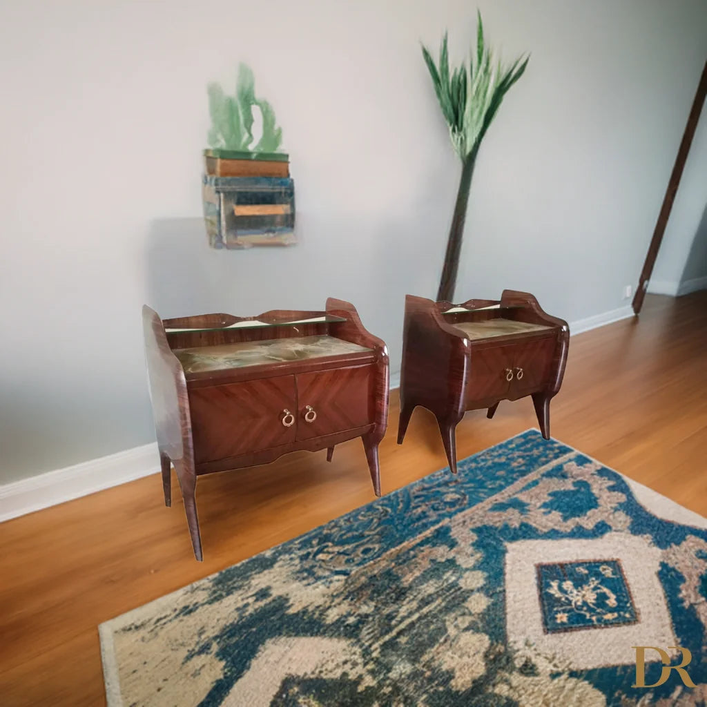 Paio di comodini in palissandro stile mid-century modern italiano, design anni 50