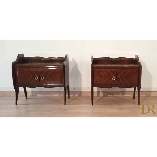 Pair di comodini in palissandro Anni 50 design mid-century modern italiano con dettagli in ottone