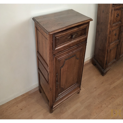 Credenza bassa vintage in legno di rovere con cassetto e porta decorati