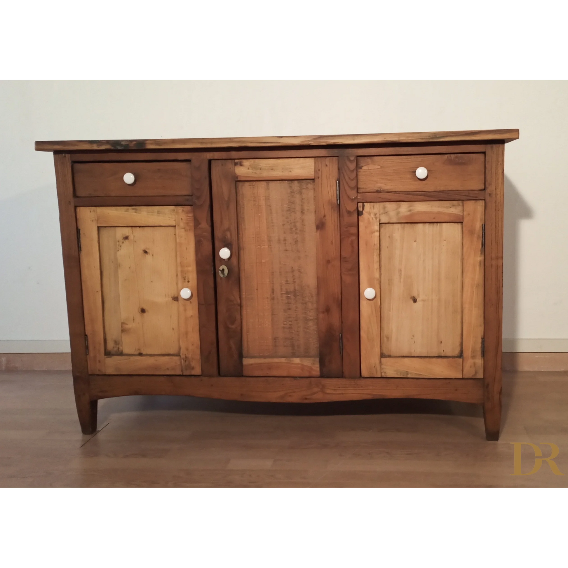 Credenza bassa in pino rustica, Sud Italia, Fine XIX° Secolo