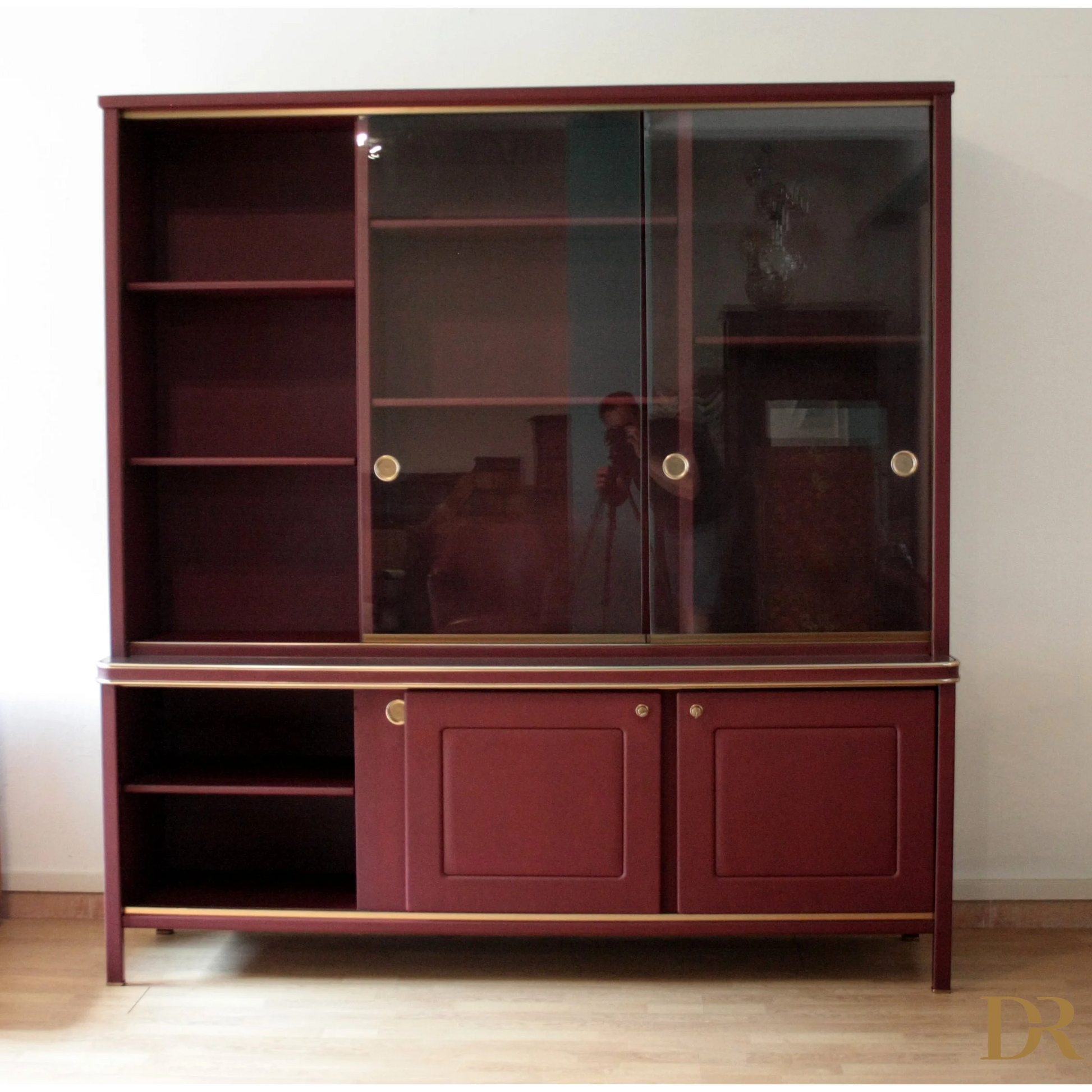 Credenza o libreria a due corpi in similpelle bordeaux di Umberto Mascagni, dimensioni corpo ottimizzate
