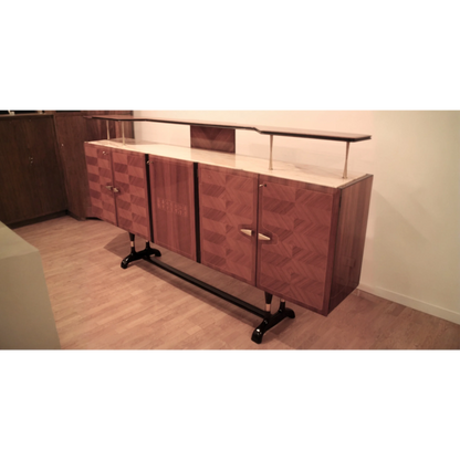 Credenza mid-century Dassi con motivi geometrici e supporti metallici per bar