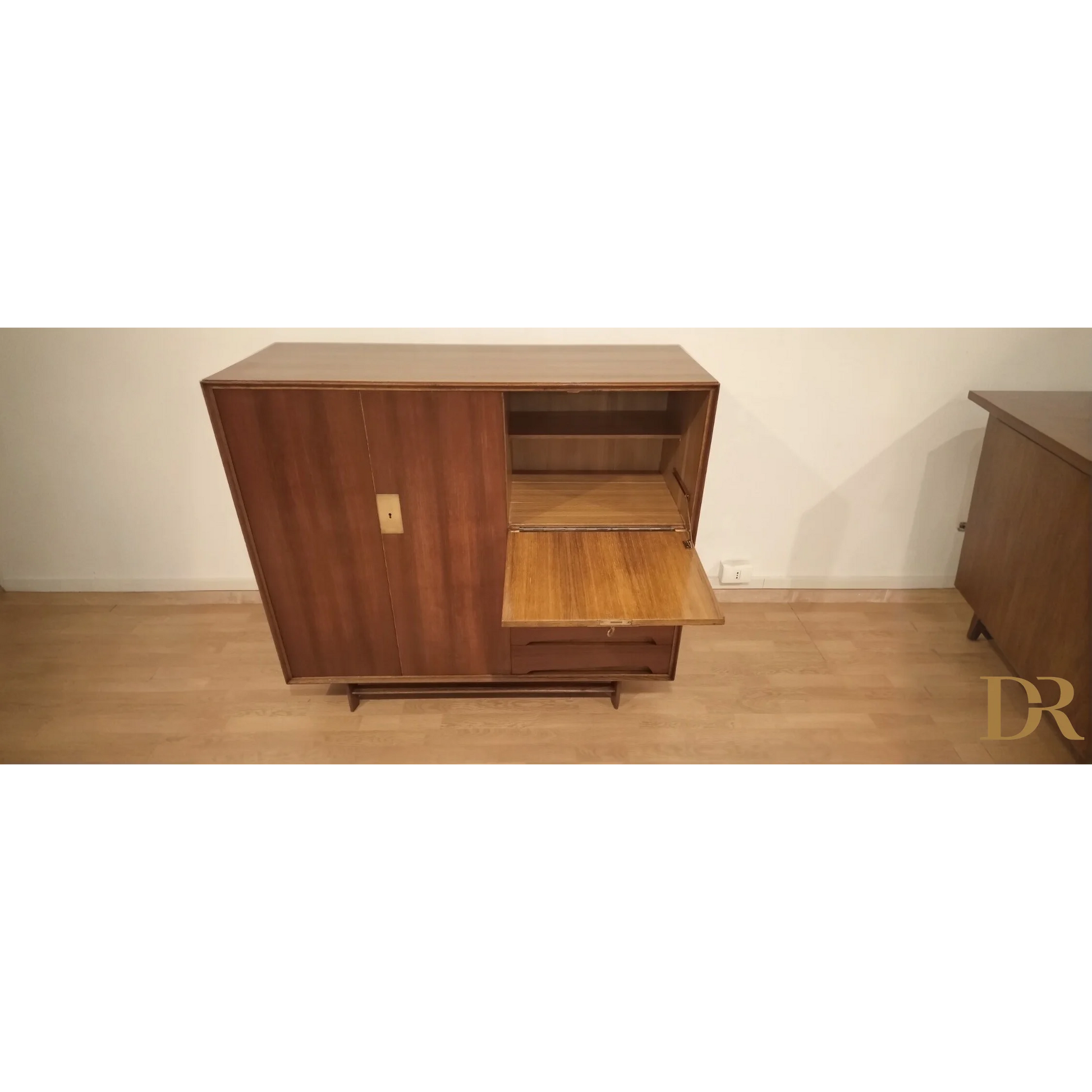 Cabinet in stile Mid-century con ante scorrevoli, Credenza Edmondo Palutari 1950