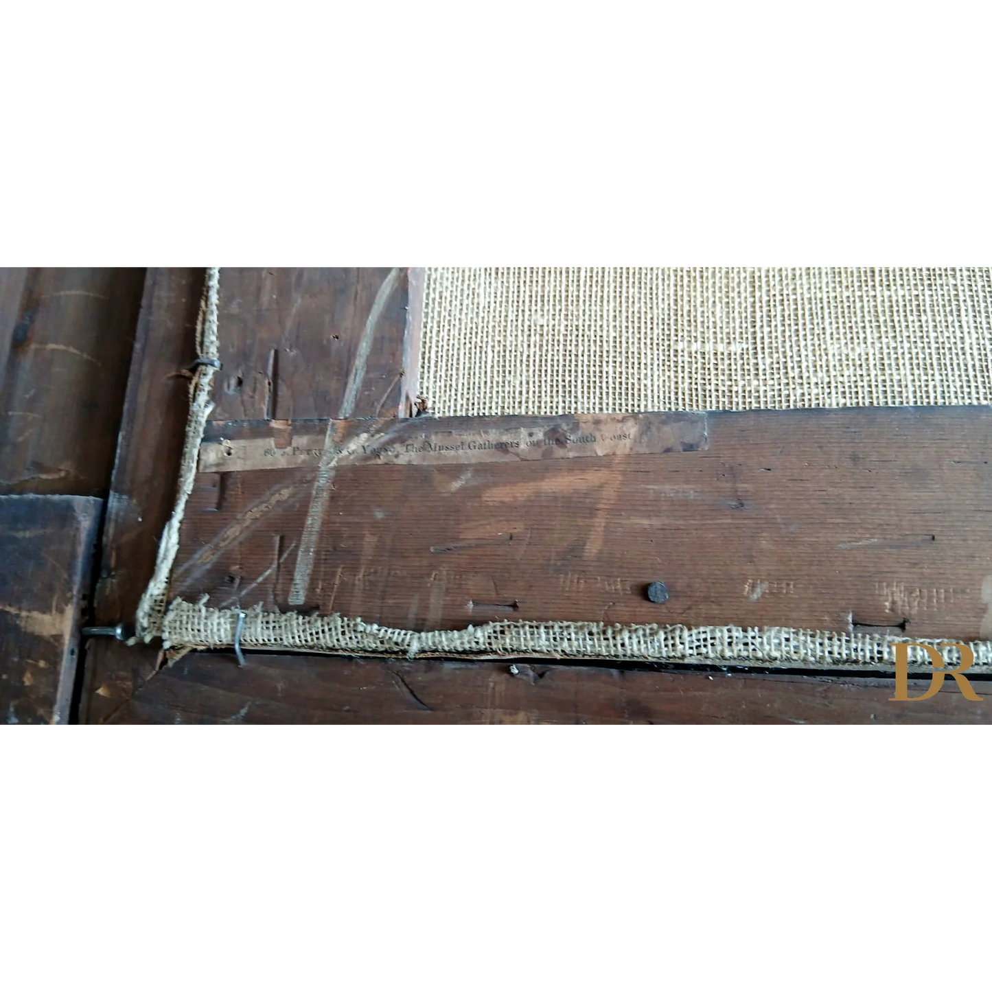 Tappeto in fibra naturale con texture tessuta e tonalità terrose, attribuito a Joseph Paul Pettitt