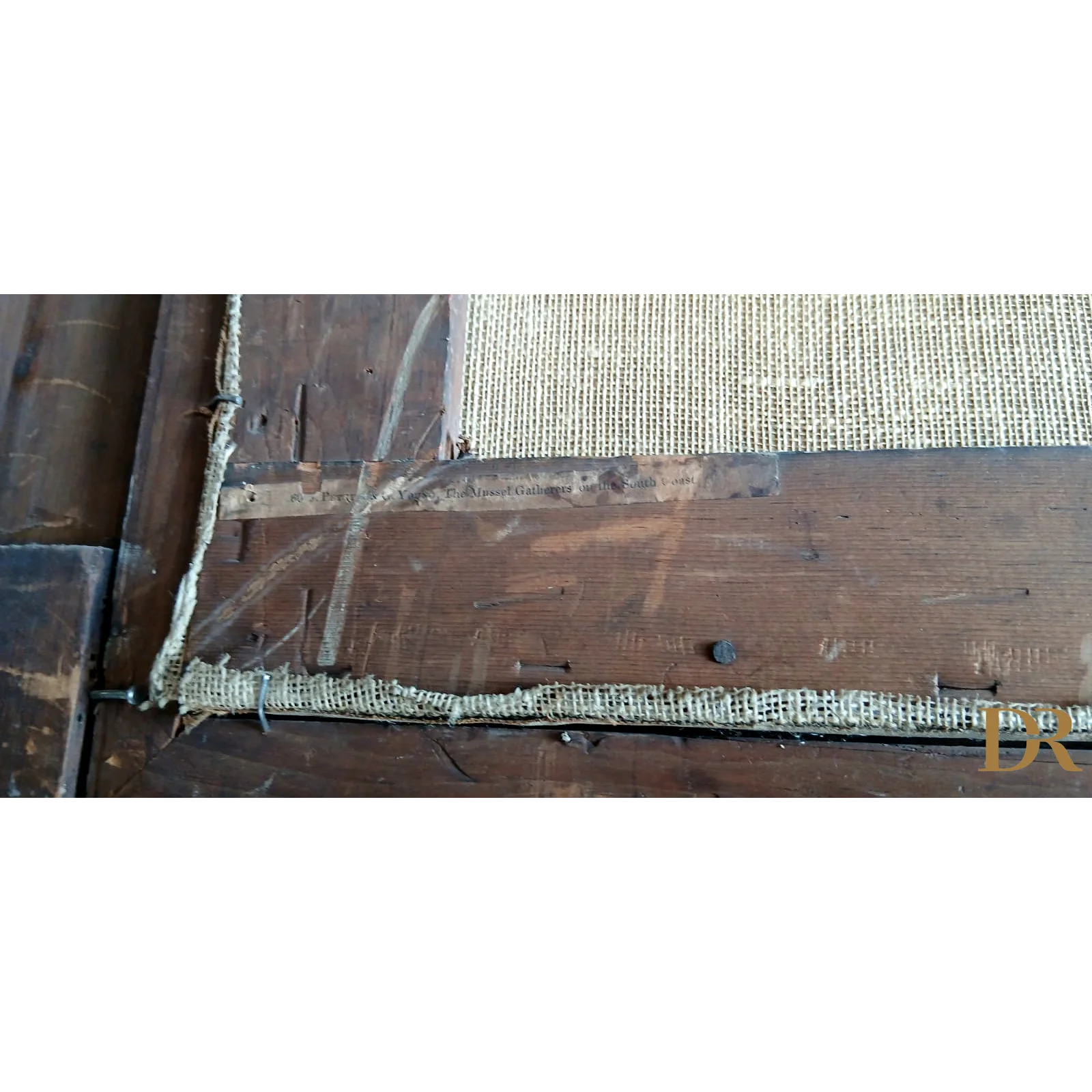 Tappeto in fibra naturale con texture tessuta e tonalità terrose, attribuito a Joseph Paul Pettitt