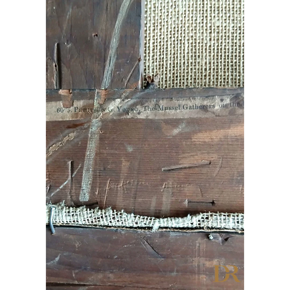 Immagine del porta schermo in legno con rete metallica e chiodi di Joseph Paul Pettitt