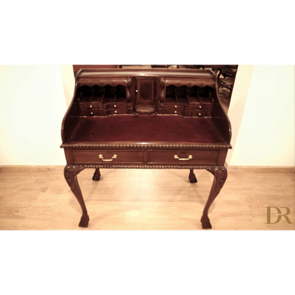 Scrivania in stile Chippendale Inglese, secretaire noce con gambe inarcate e cassetti