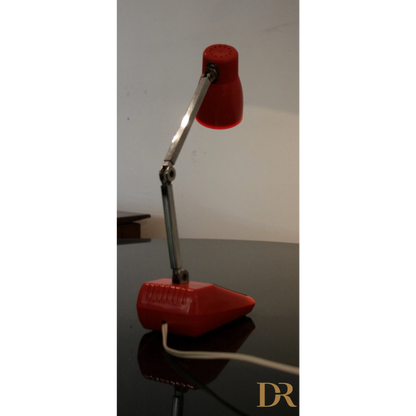 Lampada da Tavolo MG made in Hong Kong, esemplare autentico esterno regolabile