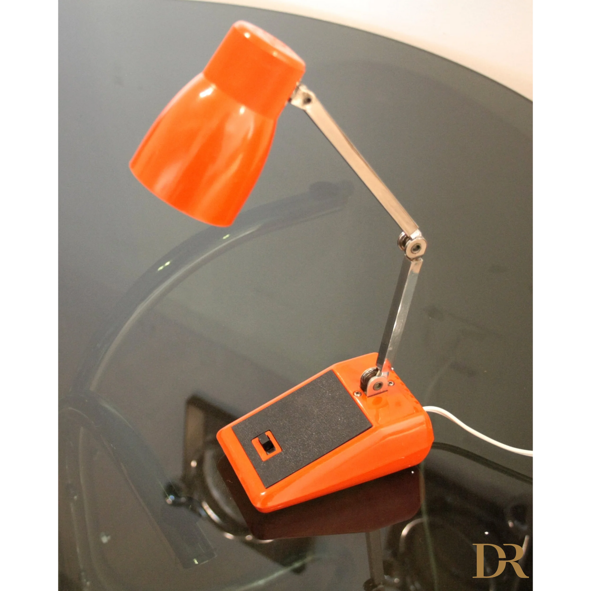 Lampada da tavolo MG autentico in omaggio a Hong Kong, colore arancione regolabile