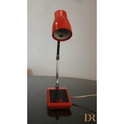 Esemplare autentico lampada da tavolo MG made in Hong Kong 1970, regolabile rosso