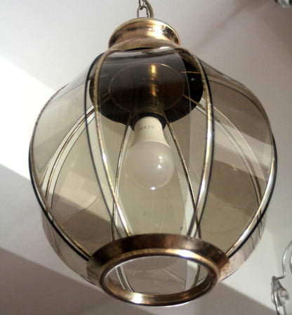 Lampadario in ottone con vetri fumé a spicchi, seconda metà XX secolo