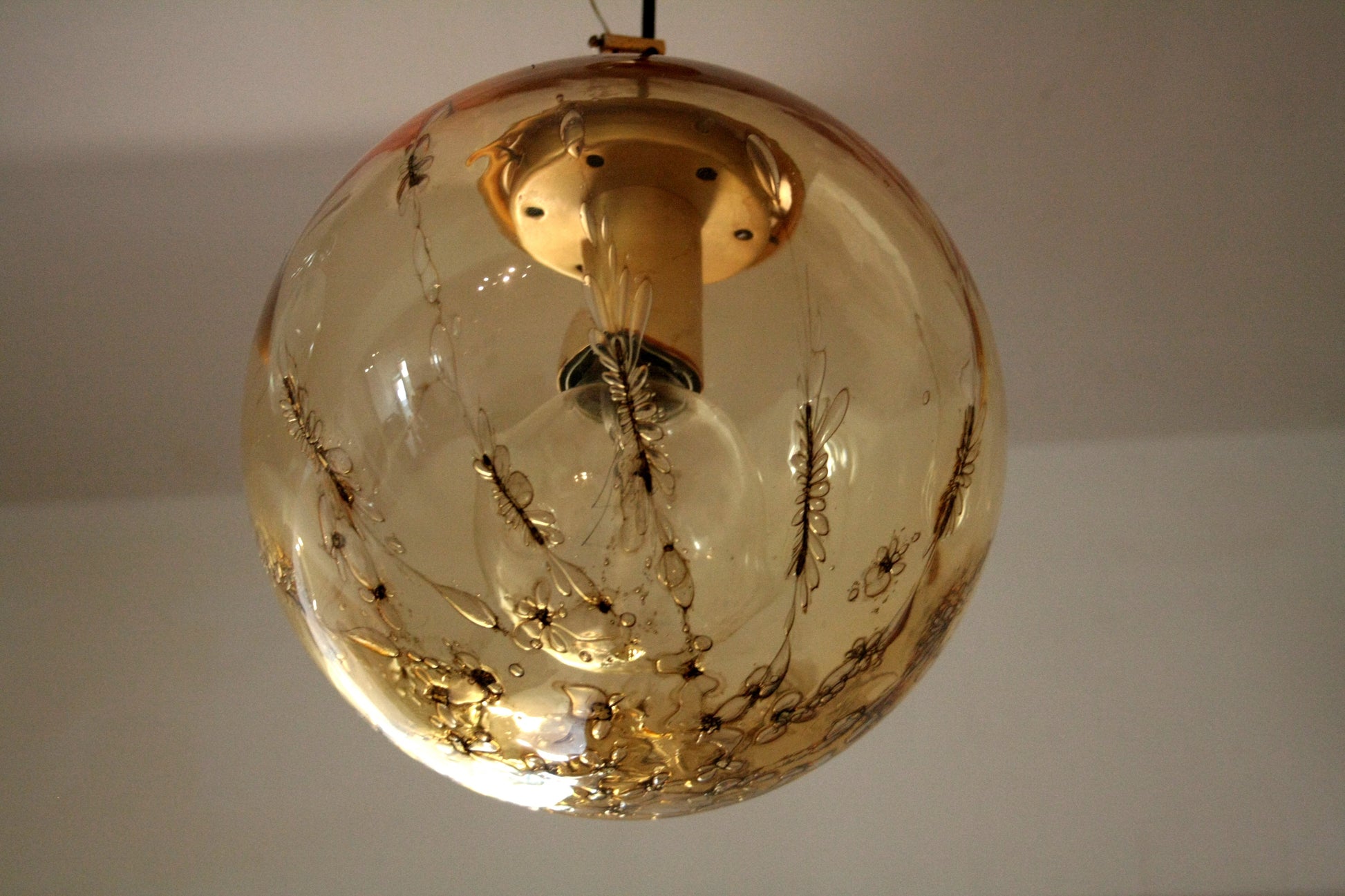 Lampadario a sospensione di La Murrina con vetro soffiato e design italiano per casa
