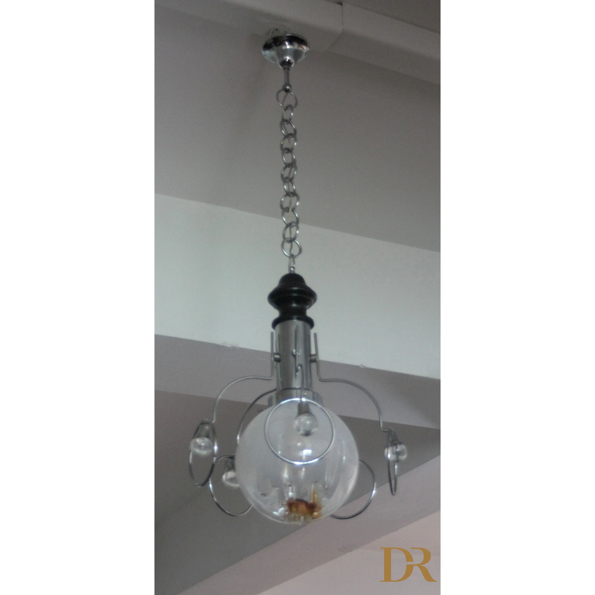 Lampadario vintage Mazzega anni 70, con sospensione in vetro e cromo elegante