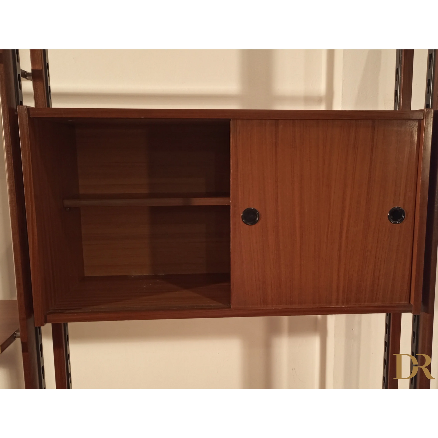Libreria vintage modulare in teak con porte scorrevoli e scaffali aperti anni ’60