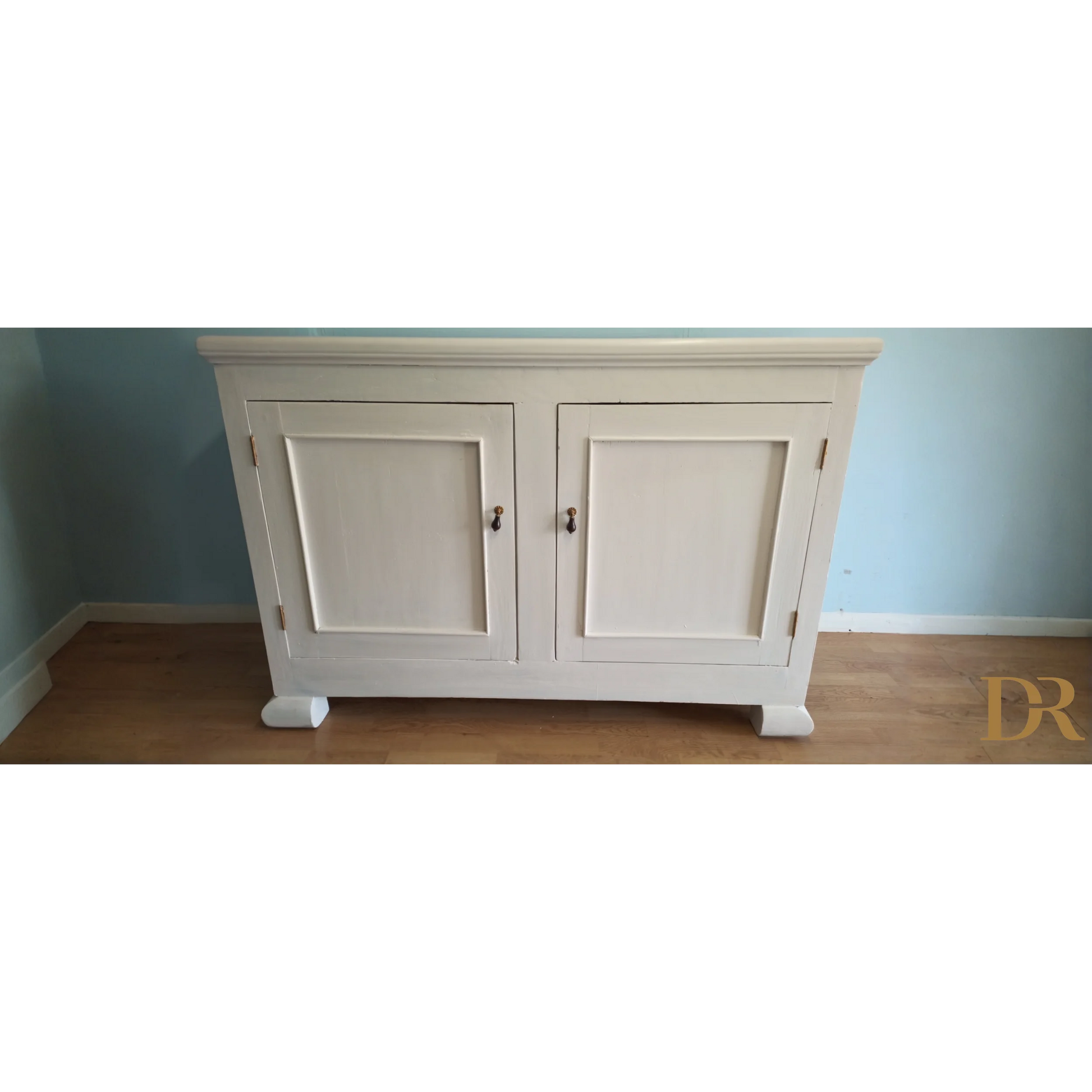 Madia Credenza Dispensa Design Provenzale Shabby con armadio bianco e dettagli decorativi