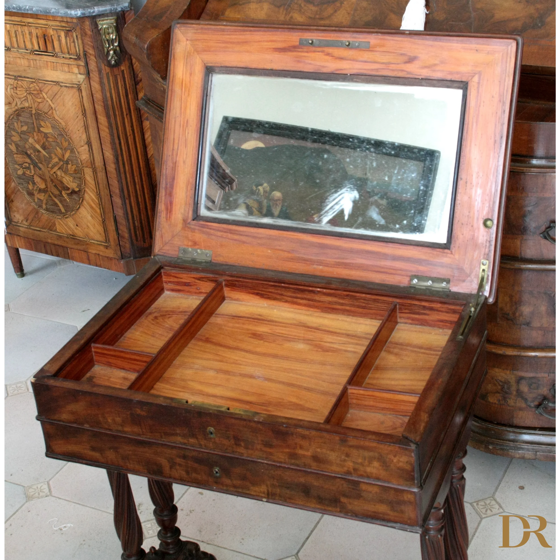 Antico mobile da cucito francese in mogano, mobile svuotatasche XIX secolo