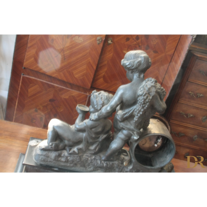 Orologio Napoleone III in bronzo e marmo del XIX secolo, casa francese