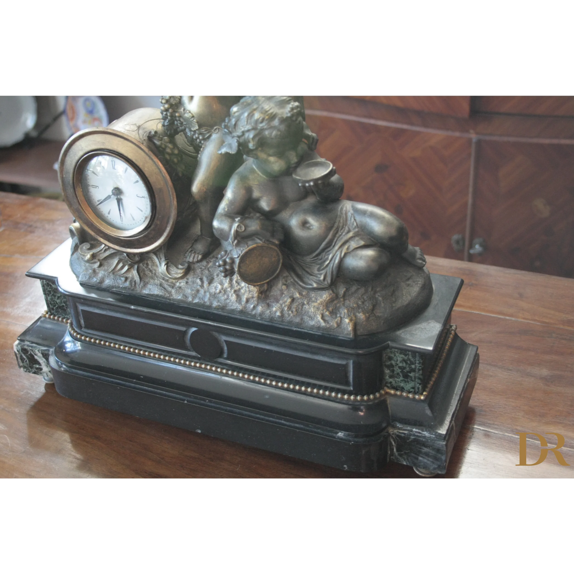 Orologio Napoleone III in bronzo e marmo, XIX secolo, perfetto per casa