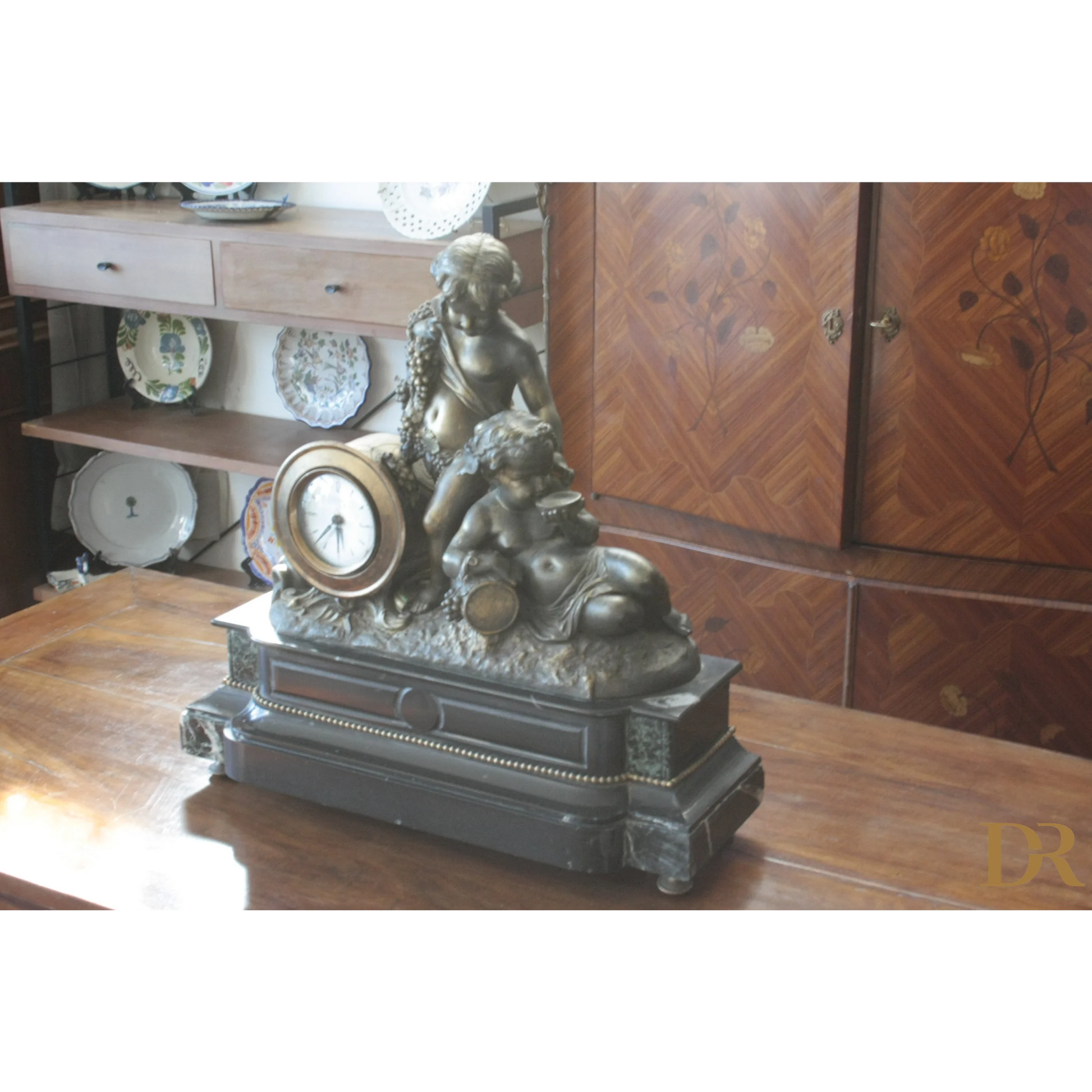 Orologio Napoleone III del XIX secolo in bronzo ottone e marmo per casa