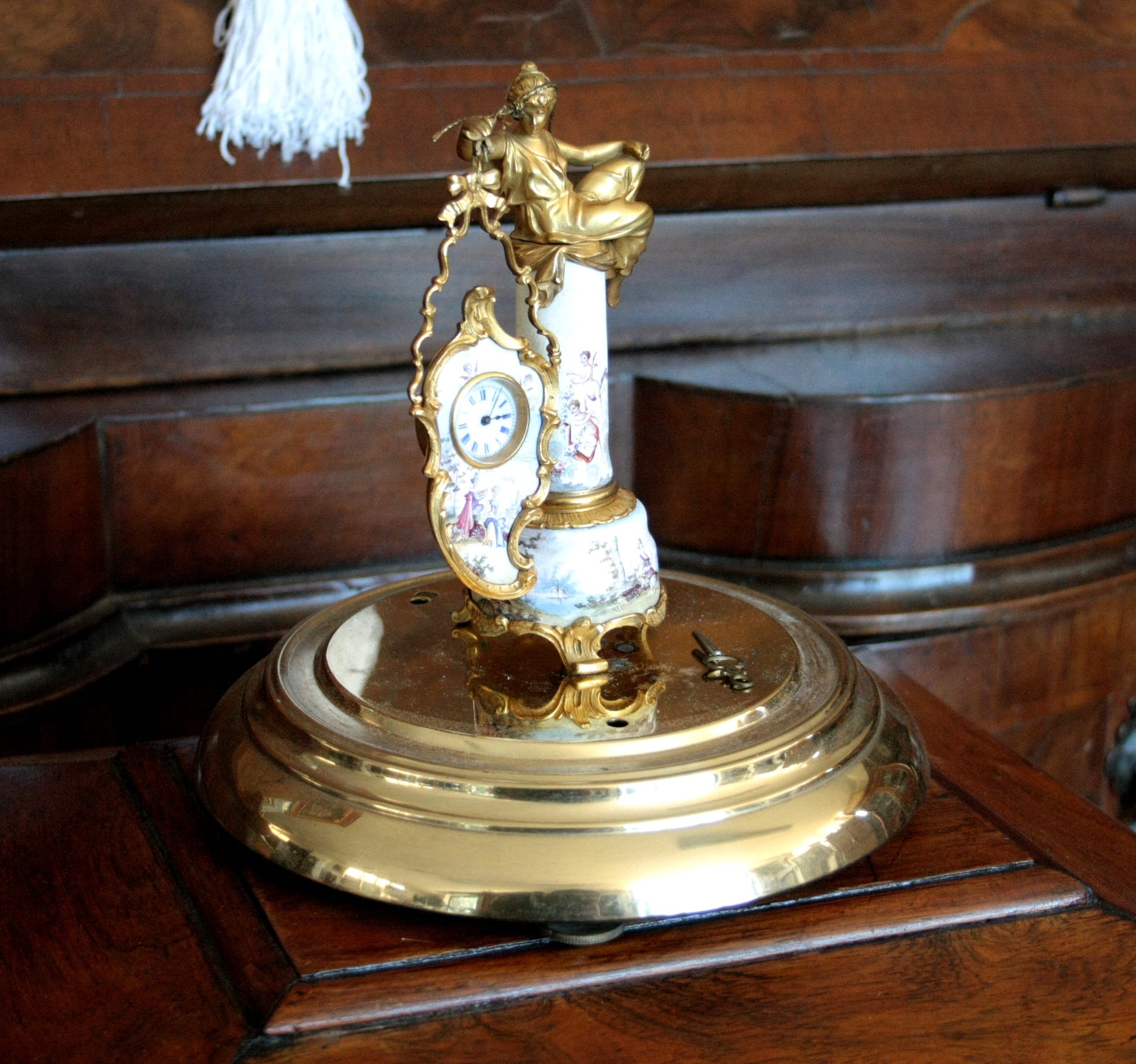 Orologio da tavolo in bronzo e smalti Art Decò XIX secolo, design elegante da casa