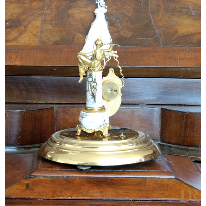 Orologio da tavolo in bronzo e smalti Art Decò XIX secolo con dettagli dorati per la casa