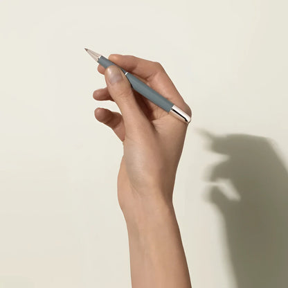 Penna roller montblanc meisterstück x olimpic heritage chamonix 1924 grigia e argento con design moderno giochi olimpici