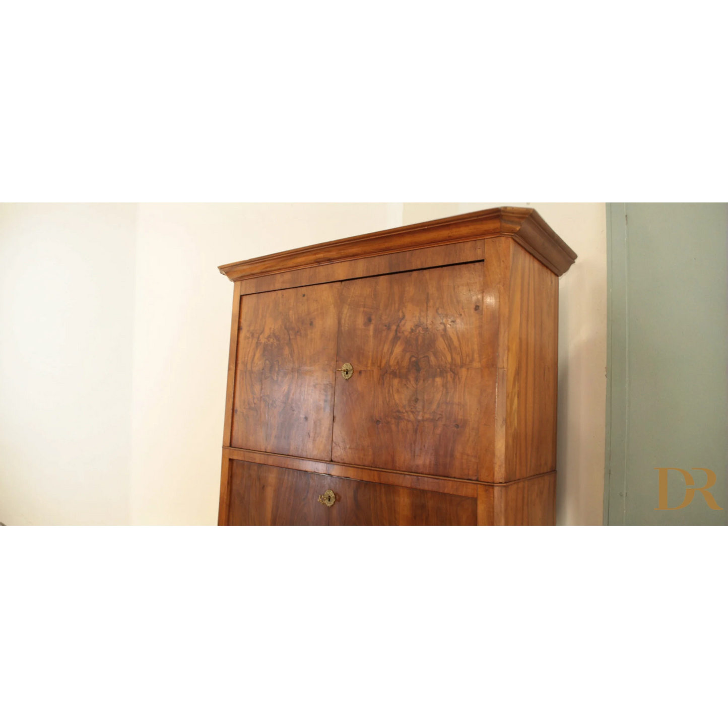 Wooden cabinet with vertical doors from Secretaire Scrittoio Credenza Umbertino