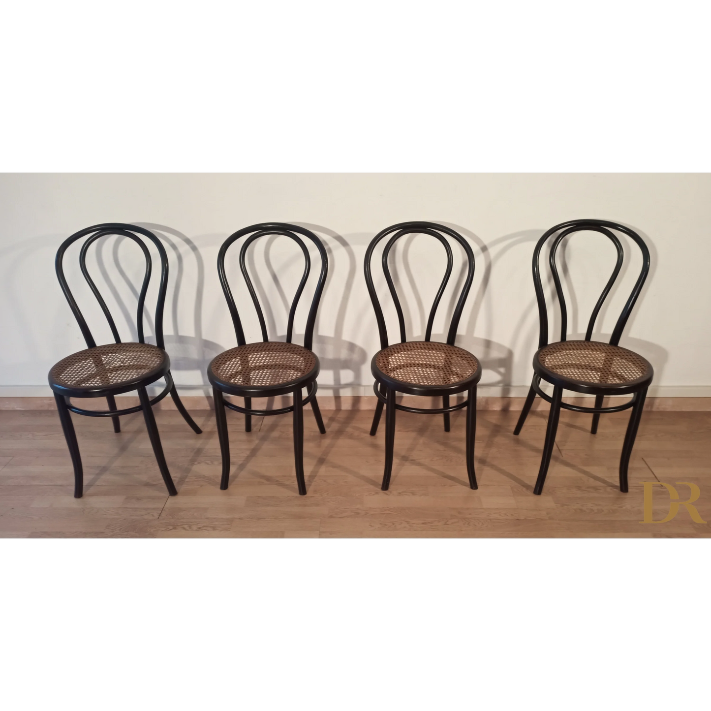 Sedie da pranzo in faggio curvato nello stile di Thonet, Italia, set di 4