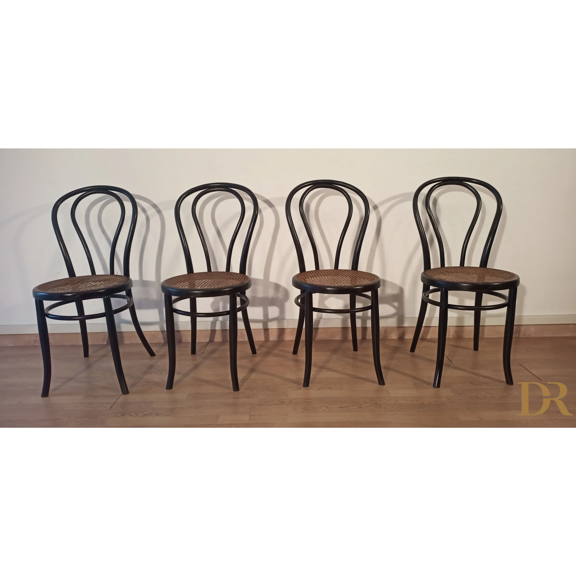 Sedie da pranzo in faggio curvato nello stile di Thonet, Italia, set di 4