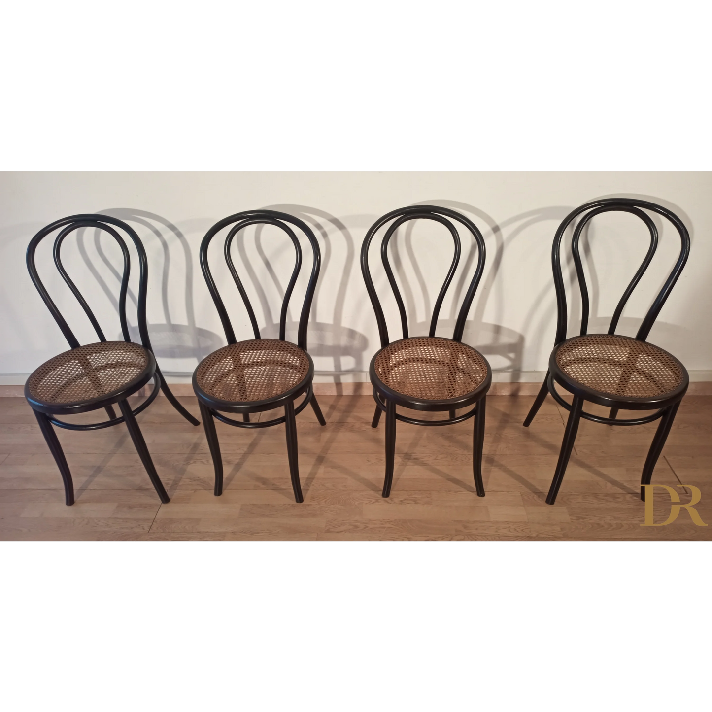 Sedie da pranzo in faggio curvato nello stile di Thonet, Italia, set di 4