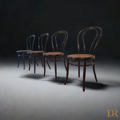 Sedie da pranzo in Faggio Curvato Thonet Italia set di 4, stile classico