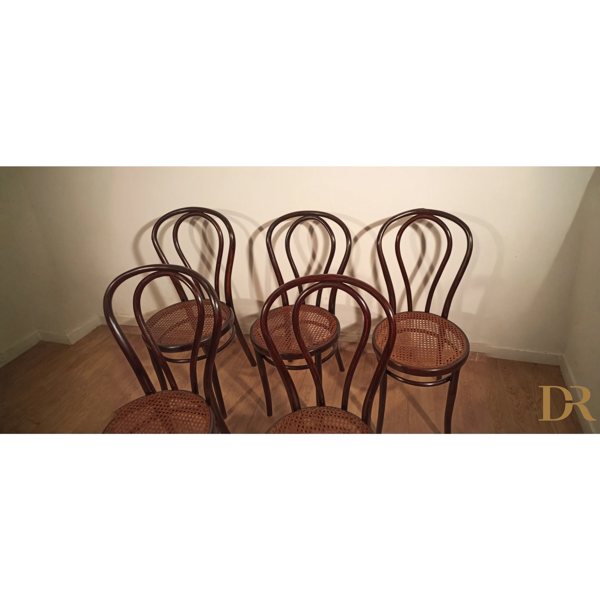 Set di sedie in stile Thonet Drava con seduta in canna, design vintage raffinato