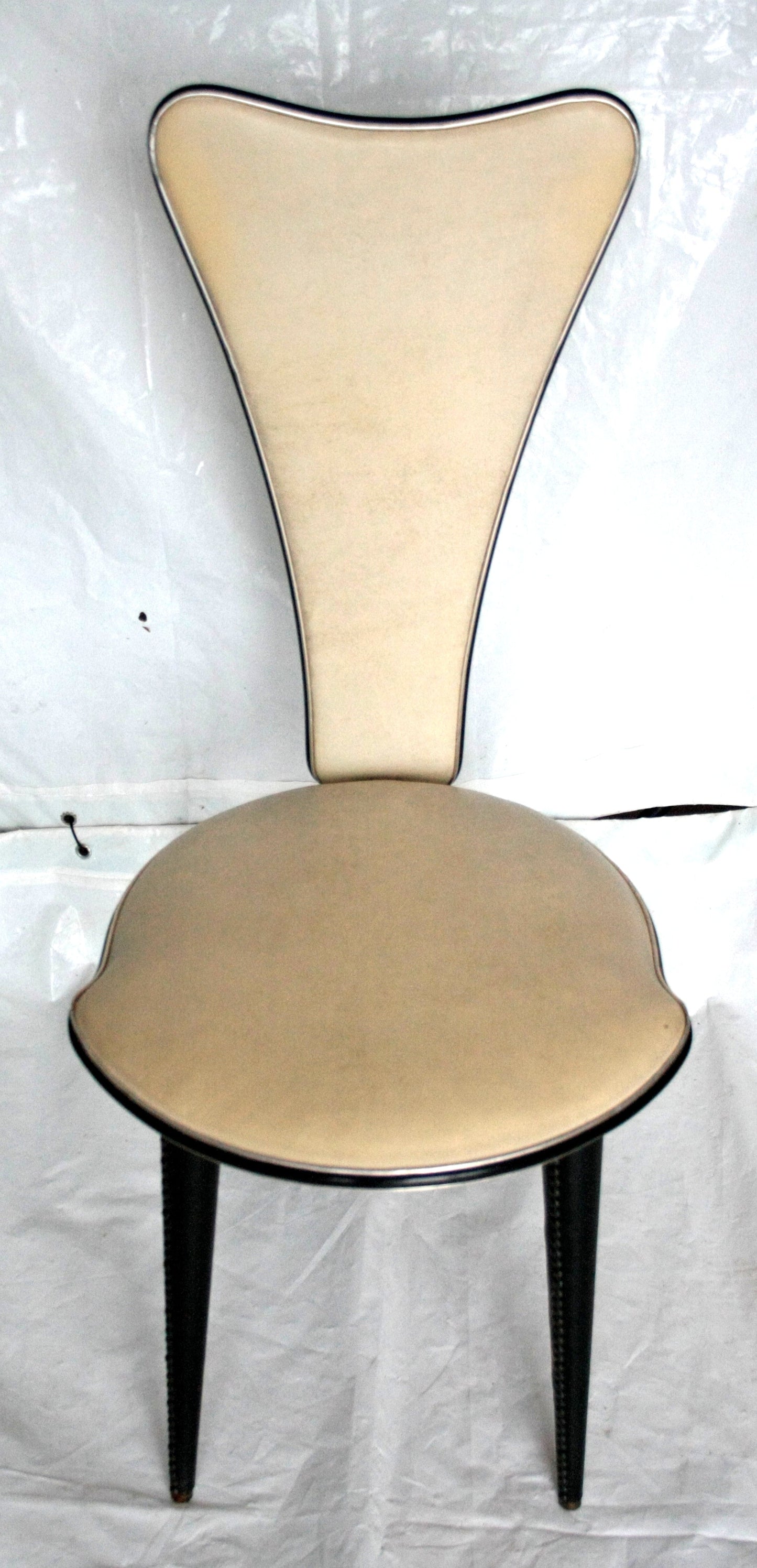 Upholstered sedie Umberto Mascagni anni 60 con finitura nera, pezzo iconico Italia
