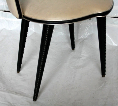 Sedia imbottita con gambe decorative, Set 6 sedie Umberto Mascagni anni 60 Italia