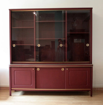 Vetrina color amaranto e oro del set studio umberto mascagni italia 1950 con scrivania ministeriale e libreria