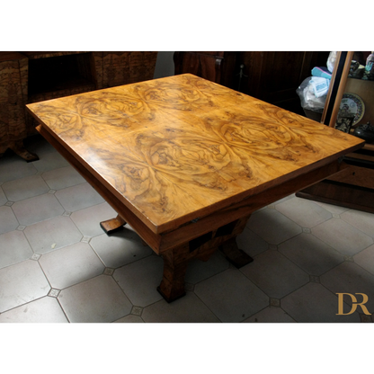 Tavolo art Decò con superficie in legno intarsiato, realizzato per il ministro Bottai a Roma