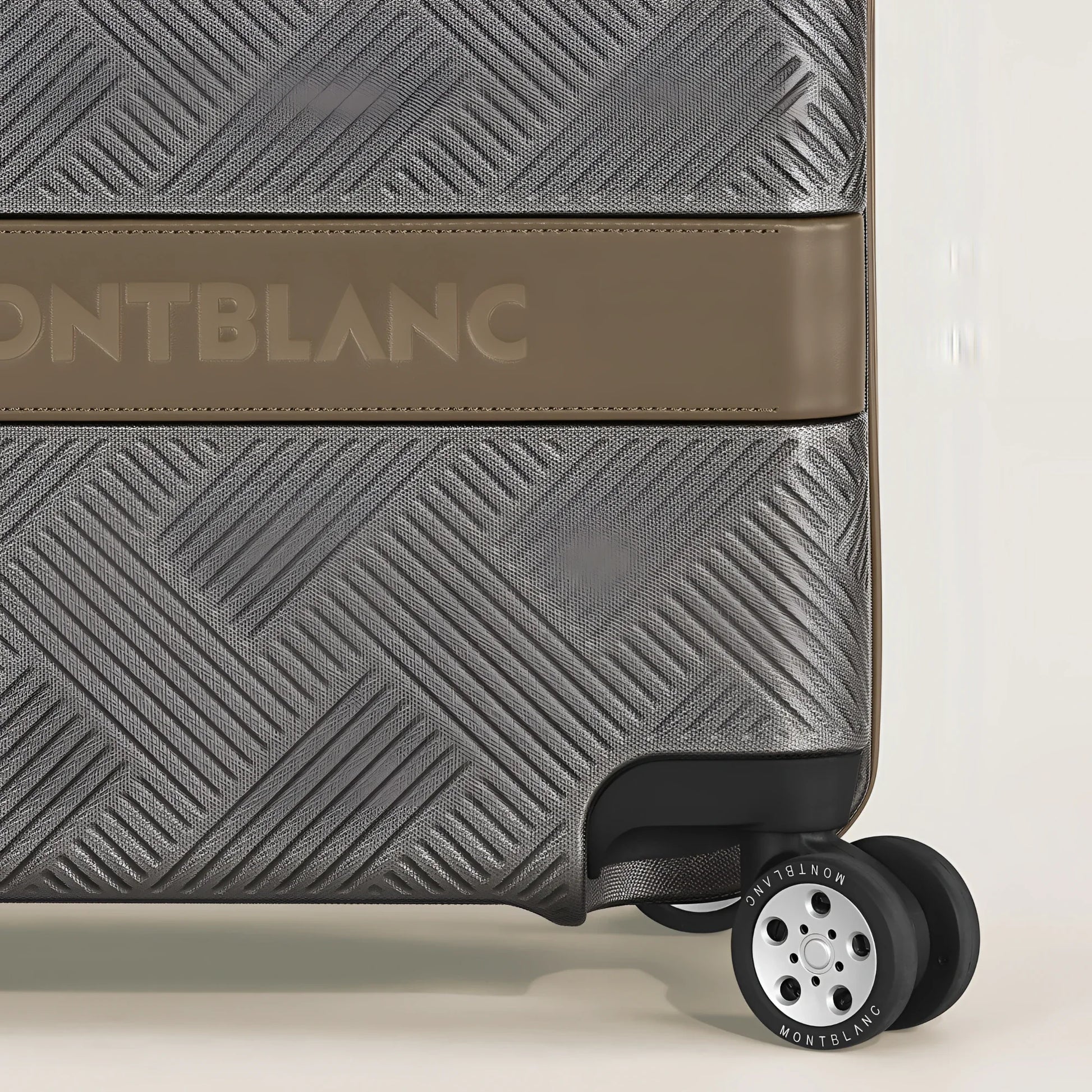 Grigio esclusivo trolley montblanc trolley da cabina compatto my4810 con finiture in pelle e logo inciso per la prossima avventura