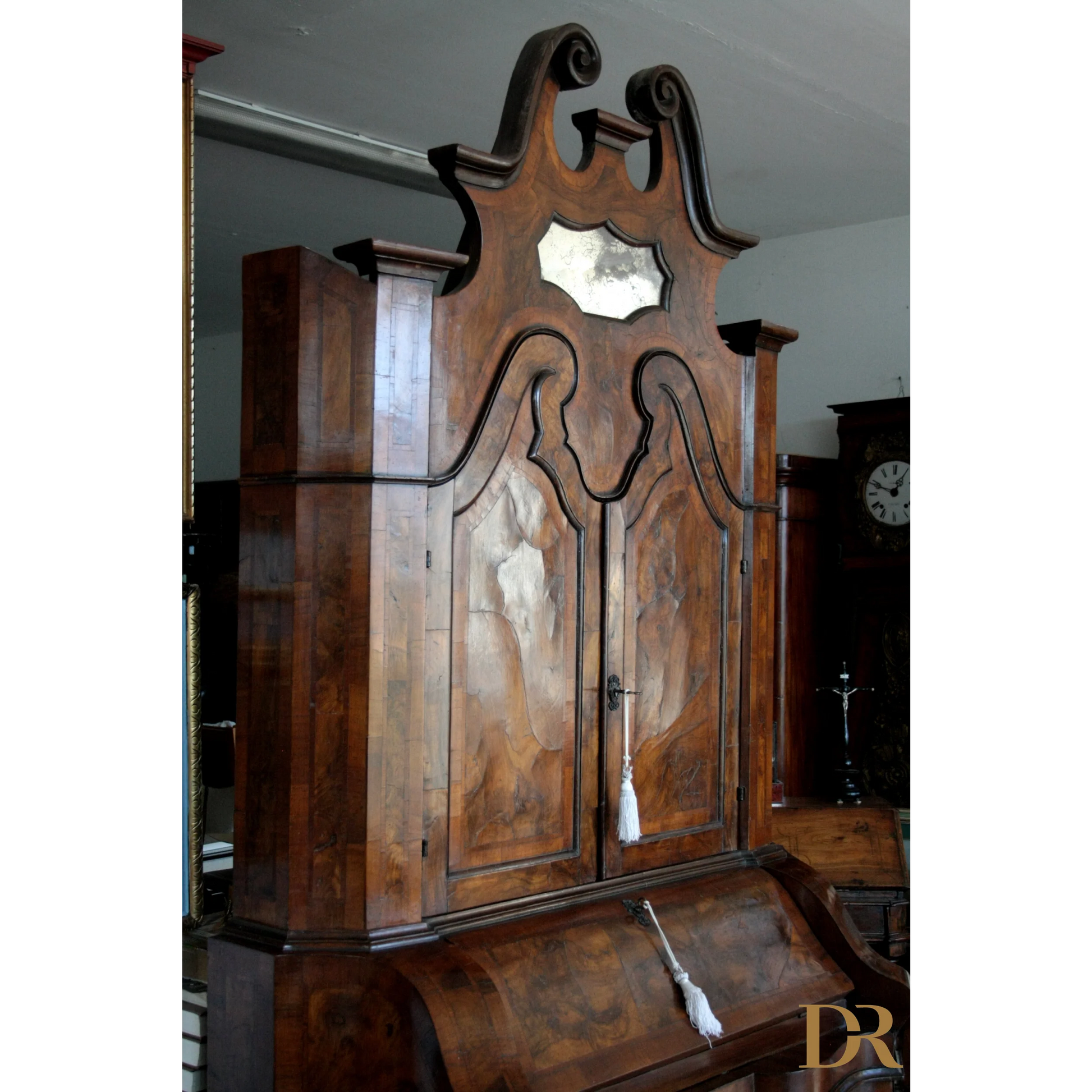 Mobili vintage casa con scrittoio antico in noce e radica lombarda XIX secolo